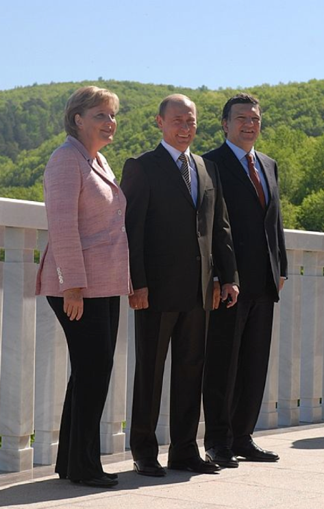 Merkele, Borroso, Putins